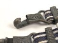 Gehänge zum Dolch für Offiziere der Luftwaffe. Ein Schnapper defekt