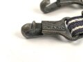Gehänge zum Dolch für Offiziere der Luftwaffe. Ein Schnapper defekt