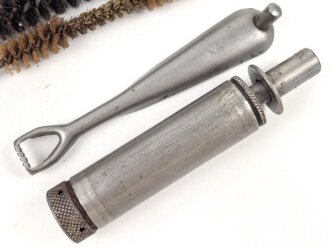 RG 34, Reinigungsgerät 34  Wehrmacht. Hersteller cnx, Luftwaffenblauer Originallack, späte Kette