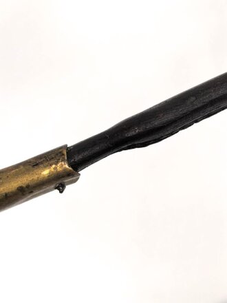 Kaiserreich, Infanterie Offiziers Degen alter Art. Beidseitige Klingenätzung, Hersteller WK & C. Lederscheide leicht geschrumpft.