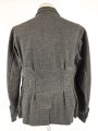 Heer, Feldbluse für Mannschaften Modell 1943. Stark getragenes Stück, die Kragenspiegel original vernäht