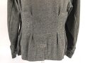 Heer, Feldbluse für Mannschaften Modell 1943. Stark getragenes Stück, die Kragenspiegel original vernäht