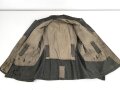 Heer, Feldbluse für Mannschaften Modell 1943. Stark getragenes Stück, die Kragenspiegel original vernäht