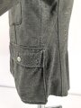 Heer, Feldbluse für Mannschaften Modell 1943. Stark getragenes Stück, die Kragenspiegel original vernäht