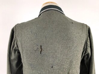 Heer, Feldbluse für Mannschaften Modell 1936. Getragenes Stück, die Effekten höchstwahrscheinlich original vernäht.