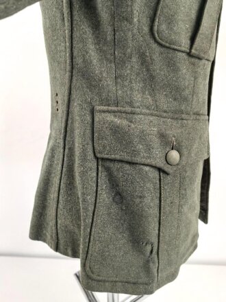 Heer, Feldbluse für Mannschaften Modell 1936. Getragenes Stück, die Effekten höchstwahrscheinlich original vernäht.