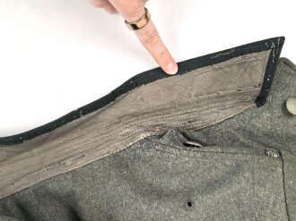 Heer, Feldbluse für Mannschaften Modell 1936. Getragenes Stück, die Effekten höchstwahrscheinlich original vernäht.