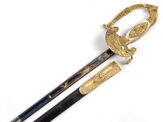 Bayern, Degen für Staatsbeamte. Ausführung mit gekröntem Monogramm " M " für König Maximilian II. (1848-1864) . Die Klinge beidseitig gebläut, leicht verputzt. Hersteller "R.Knecht in Solingen "