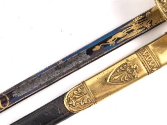 Bayern, Degen für Staatsbeamte. Ausführung mit gekröntem Monogramm " M "  . Die beidseitig gebläute Klinge allem Anschein nach älter, das Griffmonogramm bei Herrscherwechsel getauscht. Guter Gesamtzustand, die Scheide fehlt #1
