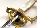 Bayern, Degen für Staatsbeamte. Ausführung mit gekröntem Monogramm " L "  . Die Klinge beidseitig gebläut, leicht verputzt. Lieferant Jos, Reif München. Guter Gesamtzustand