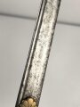 Bayern, Infanterie Offizier Säbel Modell 1836 . Beidseitig geäzte Klinge, ungereinigt. Das Griffstück mit leichtem Spiel, die Scheide nachlackiert, sonst guter Gesamtzustand.