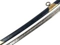 Bayern, Infanterie Offizier Säbel Modell 1836 . Beidseitig geäzte Klinge, ungereinigt. Das Griffstück mit leichtem Spiel, die Scheide nachlackiert, sonst guter Gesamtzustand.
