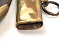 Bayern, Infanterie Offizier Säbel Modell 1836 . Beidseitig geäzte Klinge, ungereinigt. Das Griffstück mit leichtem Spiel, die Scheide nachlackiert, sonst guter Gesamtzustand.