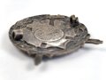 Österreich, Ehrenzeichen der ostmärkischen Sturmscharen in bronze. defekt