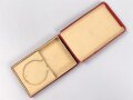 Österreich,  Etui zur Kriegs-Erinnerungsmedaille 1914 - 1918, leicht defekt