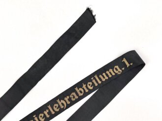 Kriegsmarine, Mützenband " 1.Marineunteroffizierlehrabteilung"  Länge knapp 150cm