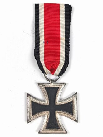 Eisernes Kreuz 2. Klasse 1939, Eisenkern vollständig geschwärzt, am Band