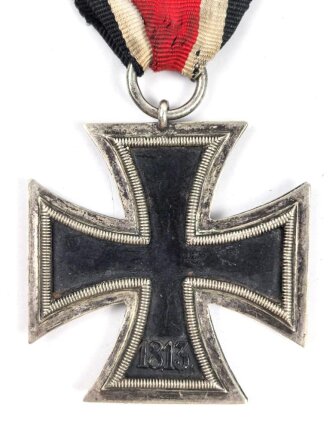 Eisernes Kreuz 2. Klasse 1939, Eisenkern mit Lackverlust, an defektem Band
