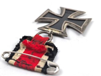 Eisernes Kreuz 2. Klasse 1939, Eisenkern vollständig geschwärzt, am Band