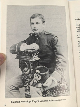 "Die Rang- und Distinktionsabzeichen in der k.u.k. Armee" Militärhistorische Themenreihe Band 1, 130 Seiten, DIN A5
