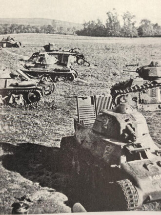 "Mit den Panzern in Ost und West" ca 350 Seiten, unter DIN A4