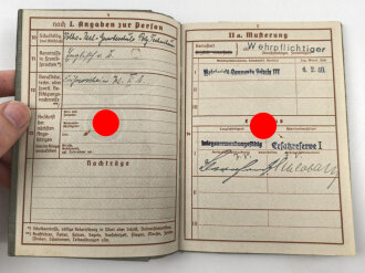 Wehrpaß, ausgestellt 1940, darüber hinaus keine Einträge