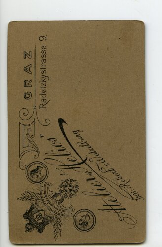 k.u.k. Österreich Ungarn, Hartkartonbild etwa 6,5 x 10,5 cm eines Fotostudios aus Graz