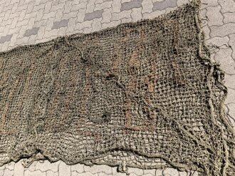 Tarnnetz Wehrmacht ca. 3 x3 Meter, mit Spannleinen und Transportbeutel. Für Fahrzeuge, Geschütze und Unterstände. Selten