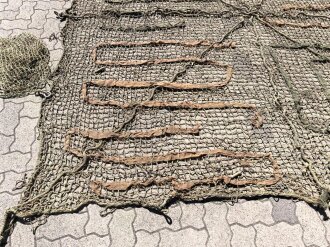 Tarnnetz Wehrmacht ca. 3 x3 Meter, mit Spannleinen und Transportbeutel. Für Fahrzeuge, Geschütze und Unterstände. Selten