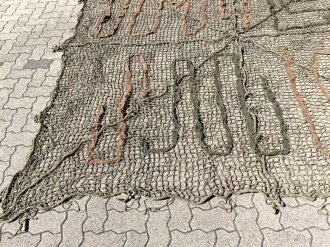 Tarnnetz Wehrmacht ca. 3 x3 Meter, mit Spannleinen und Transportbeutel. Für Fahrzeuge, Geschütze und Unterstände. Selten