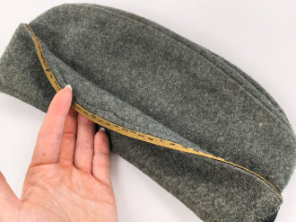 Küstenartillerie, mitbefördertes Schiffchen für Offiziere, der Adler fehlt, sehr guter Zustand, Kopfgrösse 56