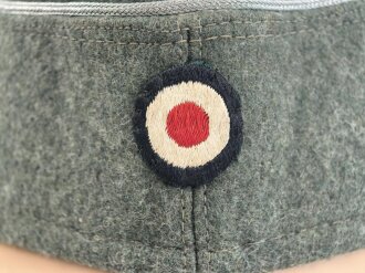 Heer, Schiffchen für einen Unteroffizier in sehr gutem Zustand. Die Effekten original vernäht, Kopfgrösse gemessen 58