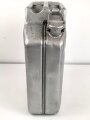 20 Liter Kraftstoff Kanister Wehrmacht, Hersteller Austria Wien 1944. Mehrfach überlackiert, darunter sandfarbener Originallack. KEIN VERSAND NACH ÜBERSEE