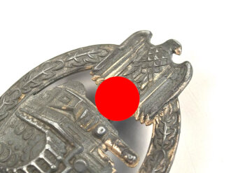 Panzerkampfabzeichen in silber, laut Vorbesitzer dem Hersteller Otto Schickle zuzuordnen