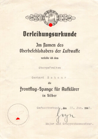 Luftwaffe, Gruppe Verleihungsurkunden für einen Aufklärer