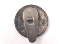 Mitgliedsabzeichen der NSDAP, Hersteller M1/72. Leicht getragenes Stück, Knopflochausführung