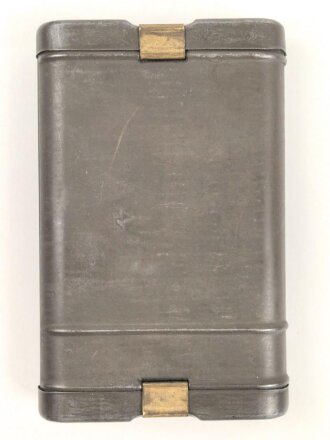 Reinigungsgerät 34 der Wehrmacht. Leerer...
