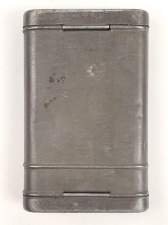 Reinigungsgerät 34 der Wehrmacht. Leerer...