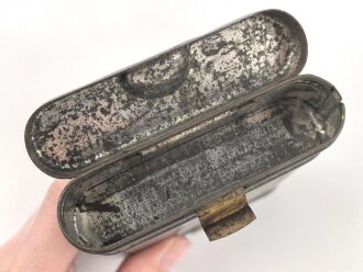 Reinigungsgerät 34 der Wehrmacht. Leerer Behälter, ohne Herstellerbezeichnung