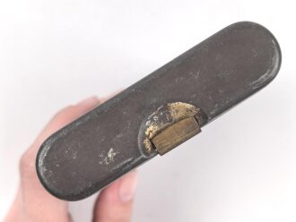 Reinigungsgerät 34 der Wehrmacht. Leerer Behälter, ohne Herstellerbezeichnung