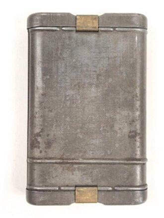 Reinigungsgerät 34 der Wehrmacht. Leerer...