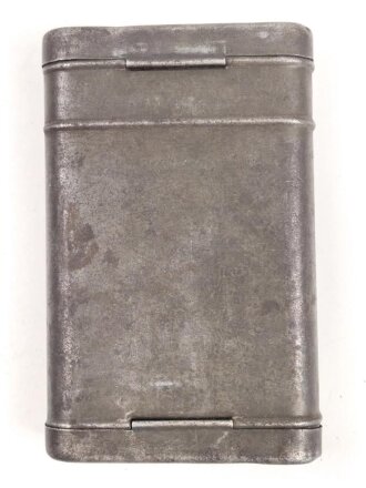 Reinigungsgerät 34 der Wehrmacht. Leerer...
