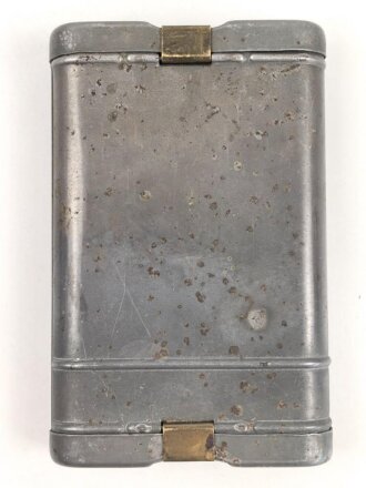 Reinigungsgerät 34 der Wehrmacht. Leerer Behälter, ohne Herstellerbezeichnung