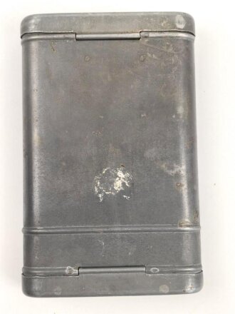Reinigungsgerät 34 der Wehrmacht. Leerer...