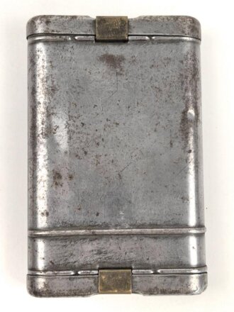 Reinigungsgerät 34 der Wehrmacht. Leerer Behälter, ohne Herstellerbezeichnung