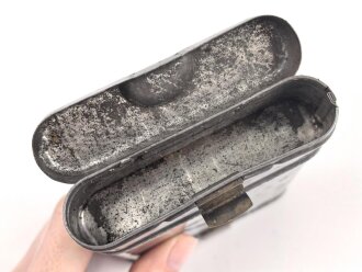Reinigungsgerät 34 der Wehrmacht. Leerer Behälter, ohne Herstellerbezeichnung