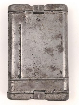 Reinigungsgerät 34 der Wehrmacht. Leerer...