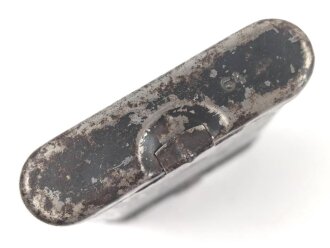 Reinigungsgerät 34 der Wehrmacht. Leerer Behälter, Hersteller "64" Luftwaffenblauer Originallack