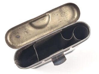 Reinigungsgerät 34 der Wehrmacht. Leerer Behälter, Hersteller "arr43" Luftwaffenblauer Originallack