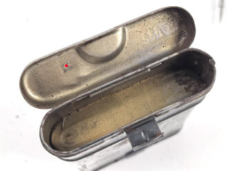 Reinigungsgerät 34 der Wehrmacht. Leerer Behälter, Hersteller "arr43" Luftwaffenblauer Originallack